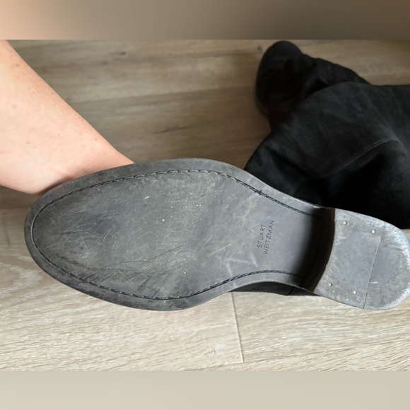 Stuart Weitzman - Picture 5 of 5